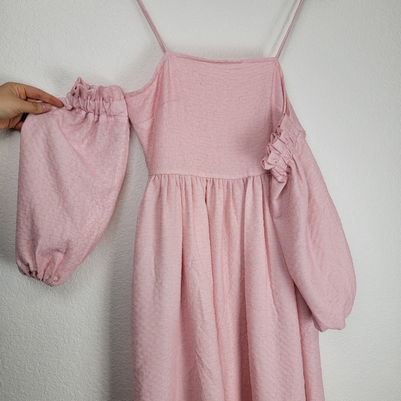 NWT Sister Jane DREAM Off Shoulder Long Puff Sleeve Midi Cami Dress Pink Small - Picture 8 of 13